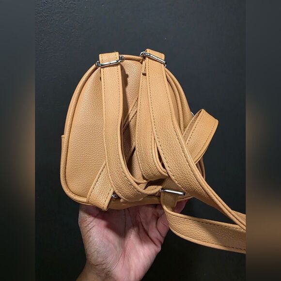 Bath & Body Works GINGERBREAD GIRL Mini Backpack NWOT Christmas 6x6x3 - Picture 11 of 13